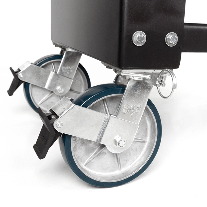 2000 Series Stahlkammer Grill closeup of Cast Aluminum wheels with Urethane tread